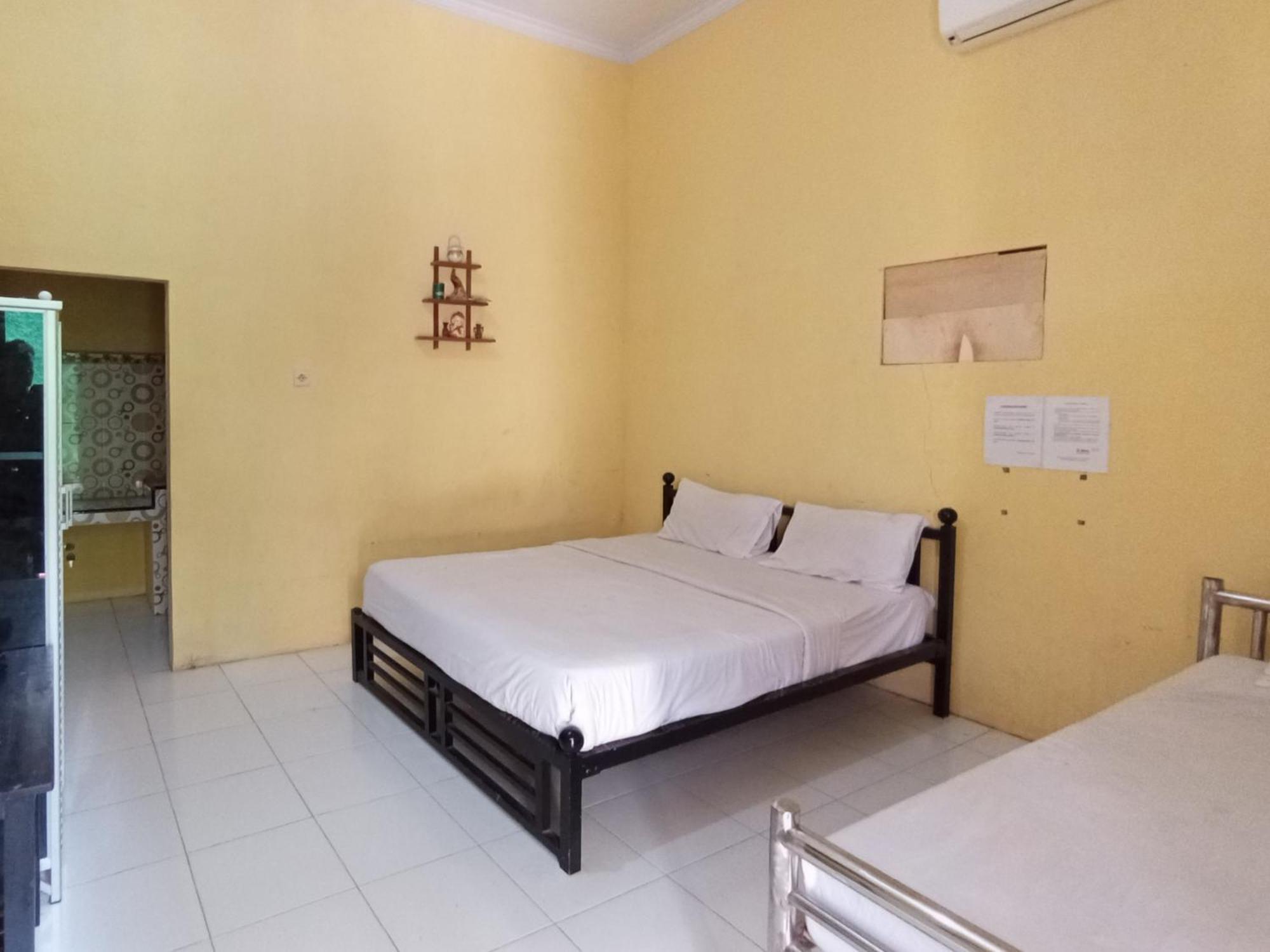 Reddoorz At El Shaday Homestay Banyuwangi بانيووانجى المظهر الخارجي الصورة