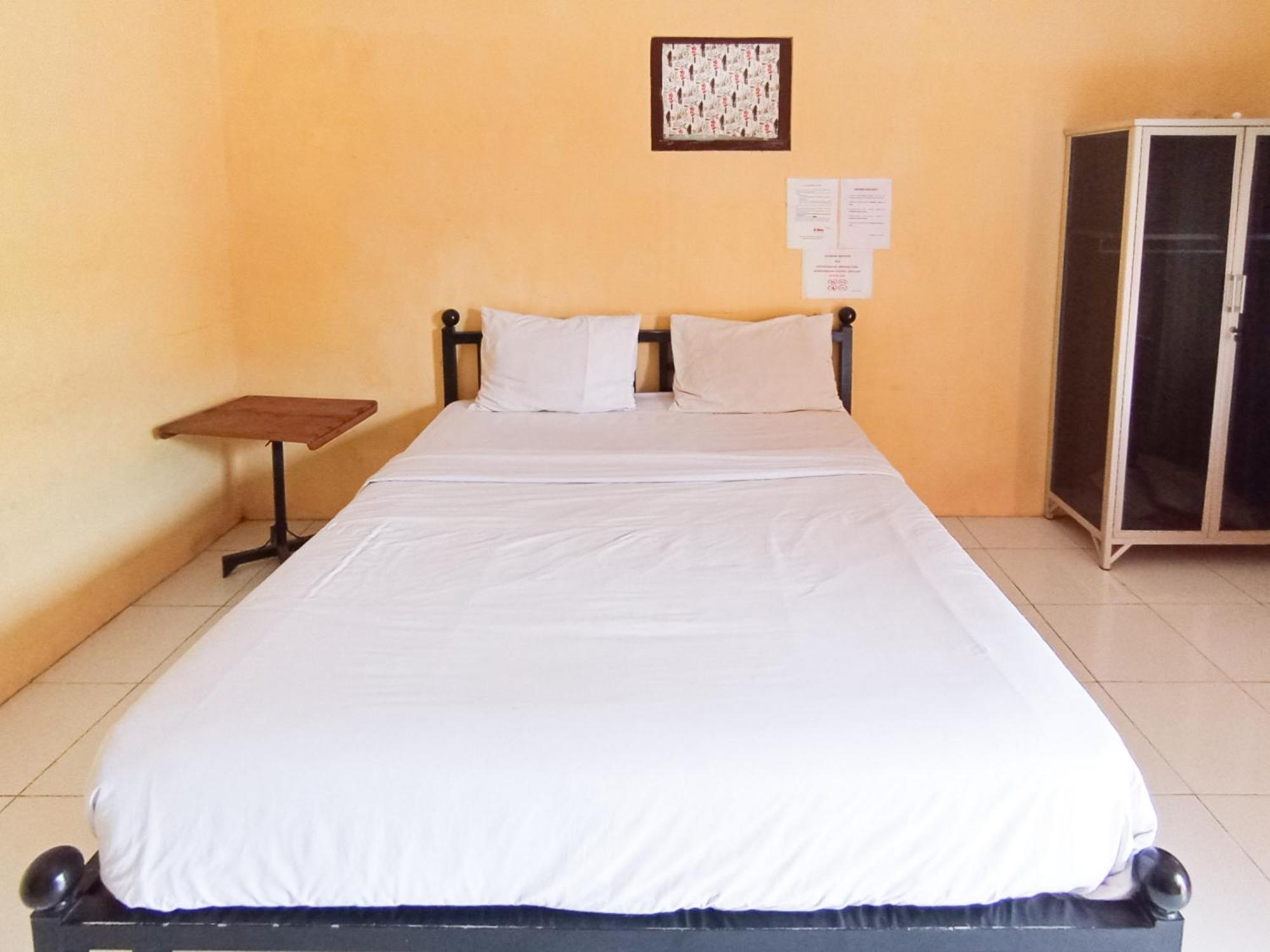 Reddoorz At El Shaday Homestay Banyuwangi بانيووانجى المظهر الخارجي الصورة