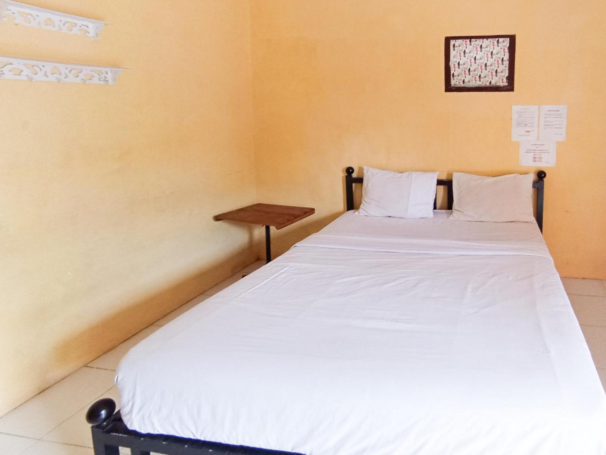 Reddoorz At El Shaday Homestay Banyuwangi بانيووانجى المظهر الخارجي الصورة