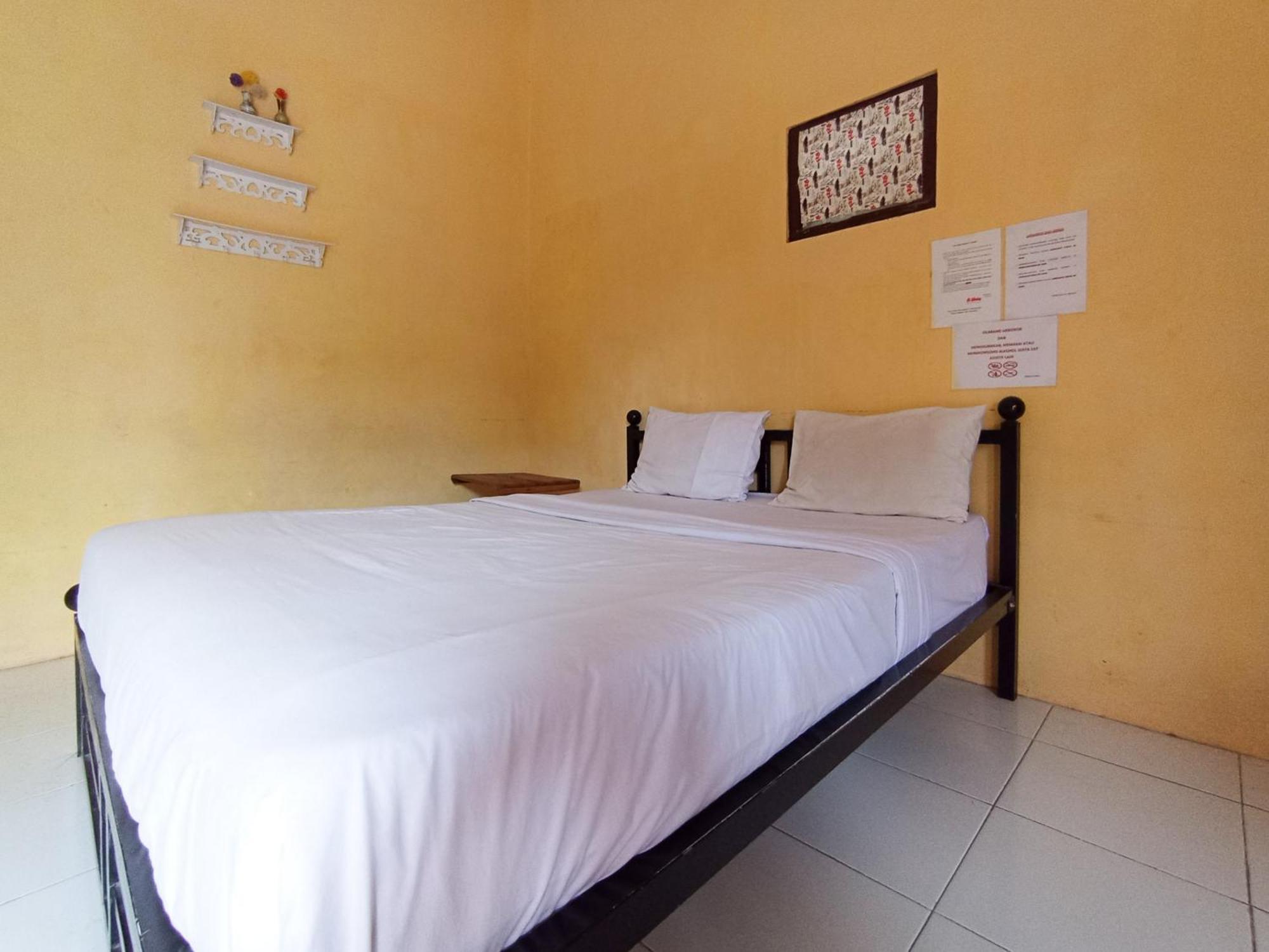 Reddoorz At El Shaday Homestay Banyuwangi بانيووانجى المظهر الخارجي الصورة