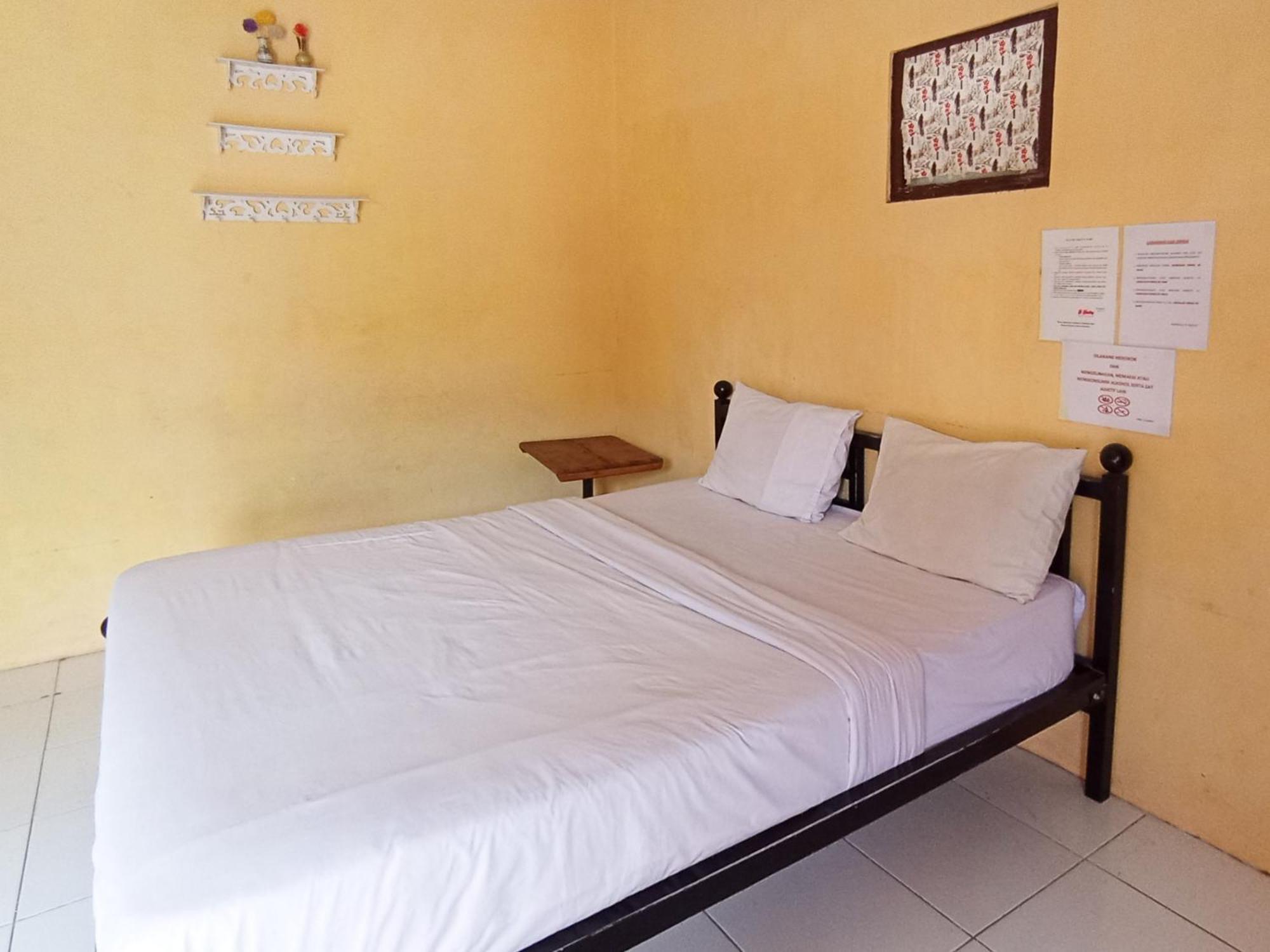 Reddoorz At El Shaday Homestay Banyuwangi بانيووانجى المظهر الخارجي الصورة