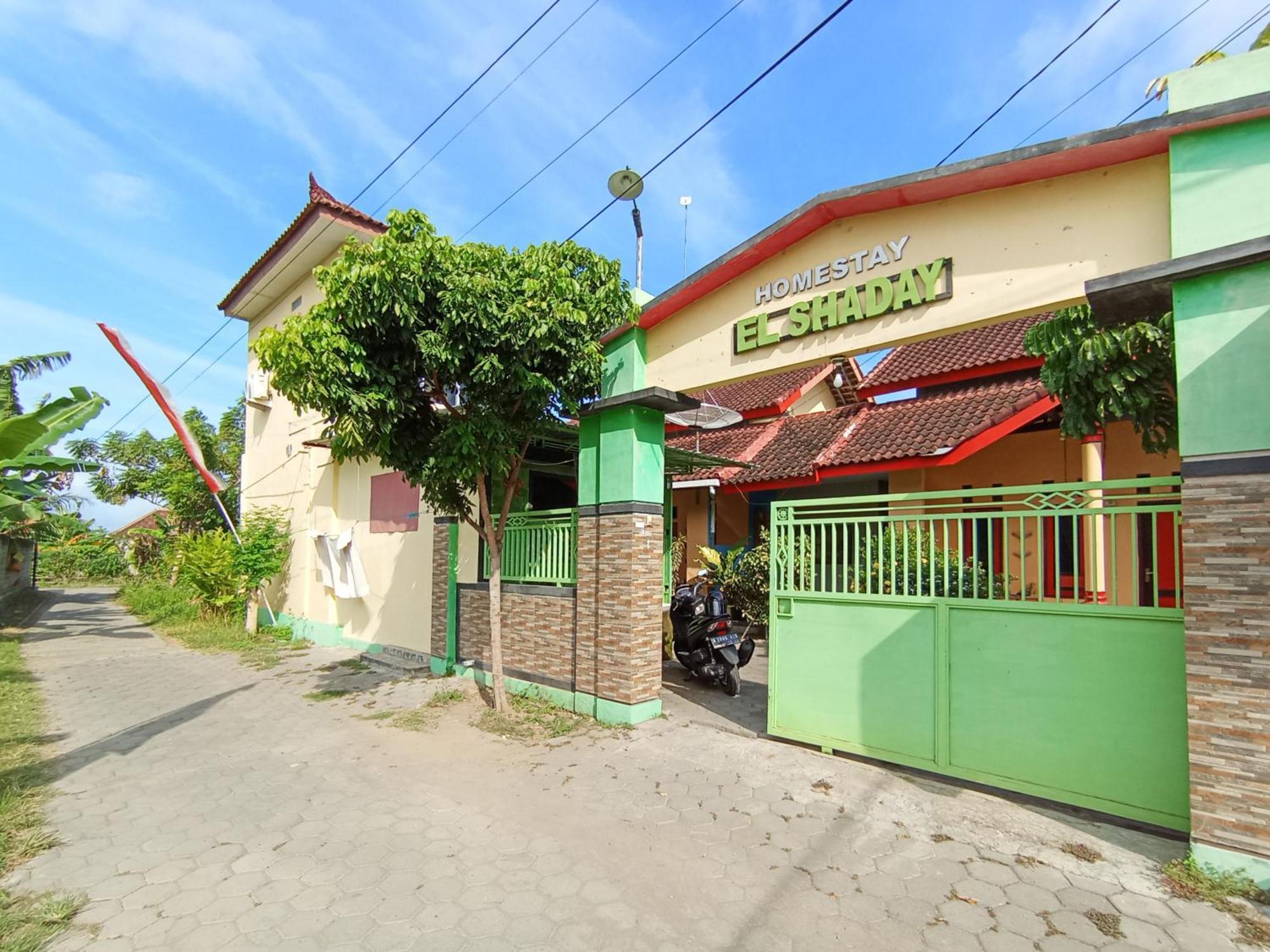 Reddoorz At El Shaday Homestay Banyuwangi بانيووانجى المظهر الخارجي الصورة